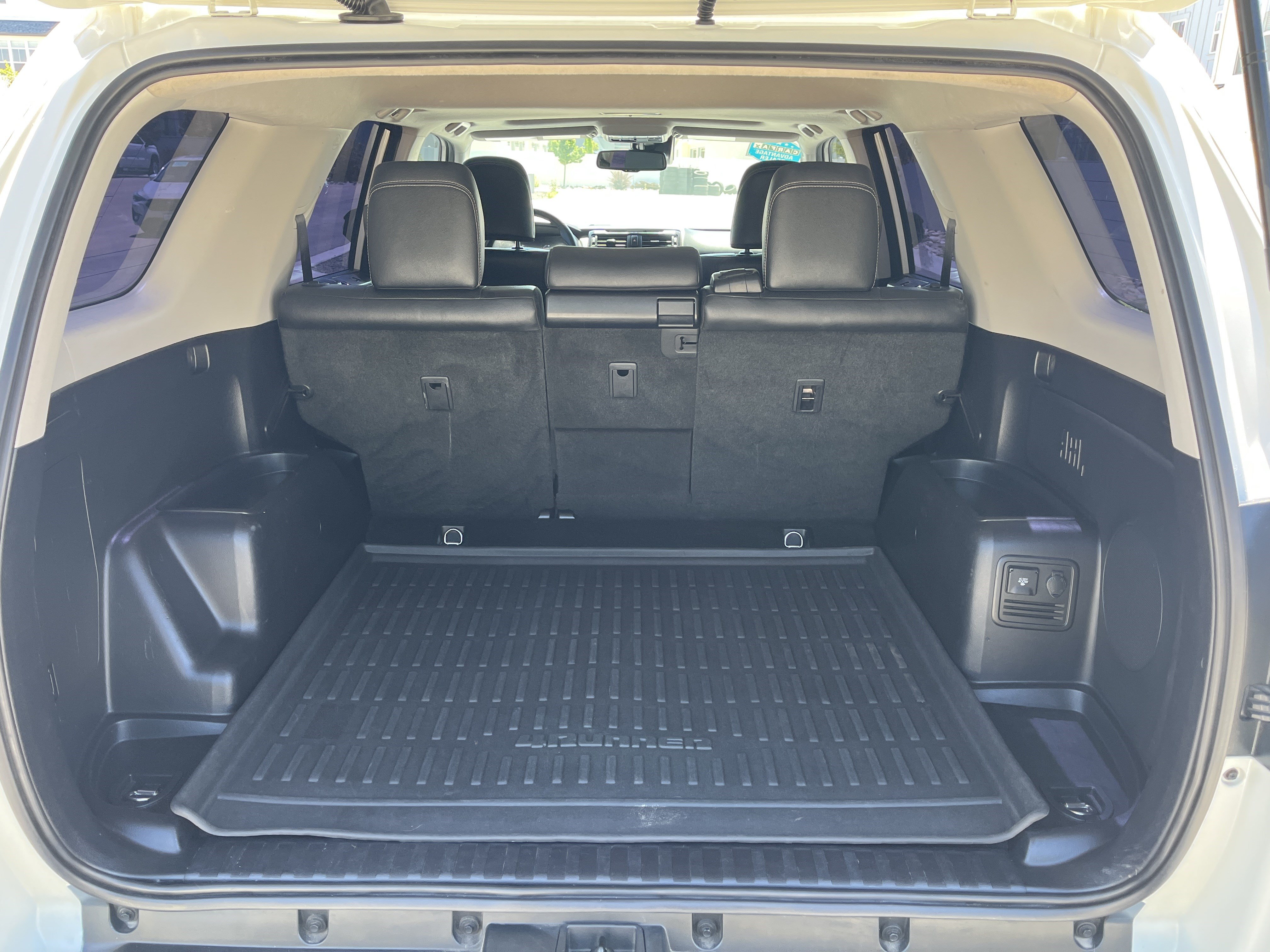 Used 2020 Toyota 4Runner Nightshade AWD/4WD image 36