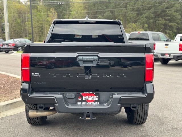 Used 2024 Toyota Tacoma TRD Off-Road image 10