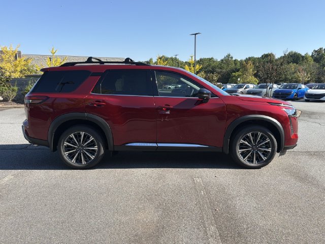 New 2026 Nissan Pathfinder Platinum AWD/4WD image 2