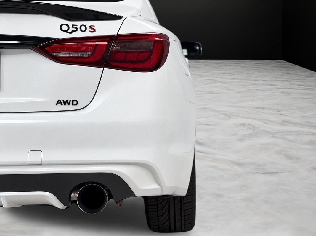 Used 2018 INFINITI Q50 Red Sport 400 AWD/4WD image 15