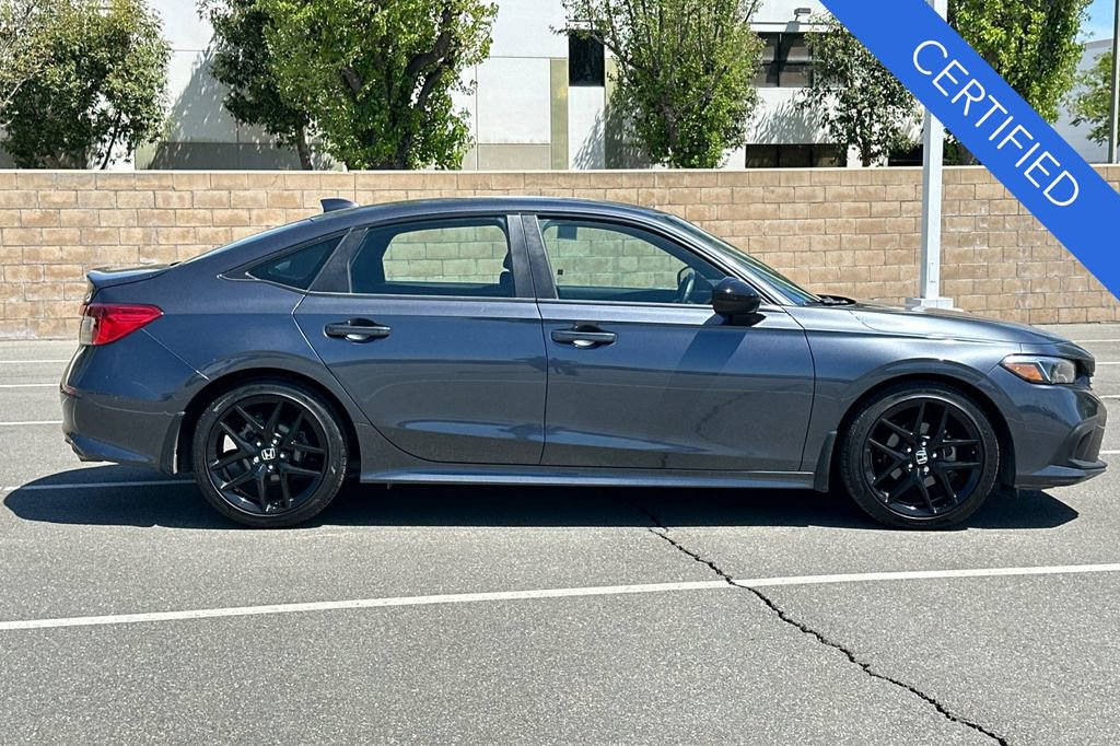 Used 2023 Honda Civic Sport image 3