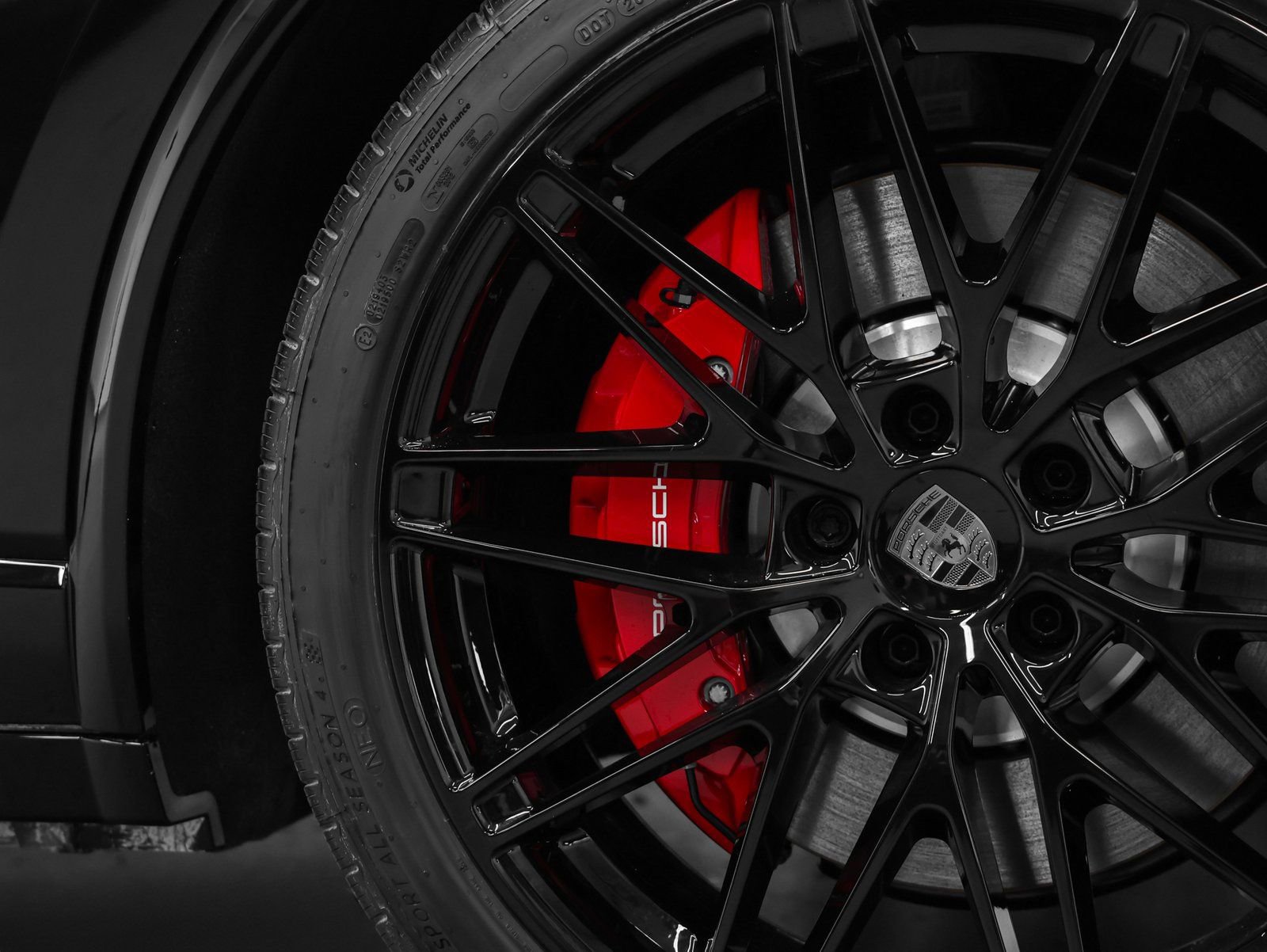 New 2025 Porsche Macan Turbo Electric image 17