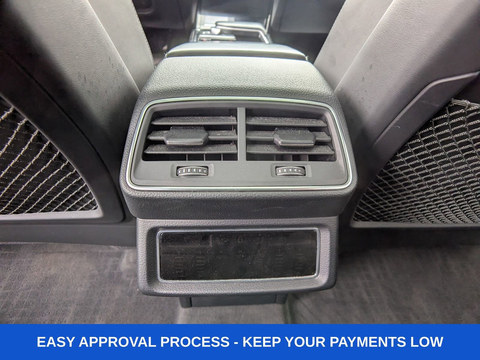 Used 2019 Audi e-tron Prestige w/ Prestige Package image 21