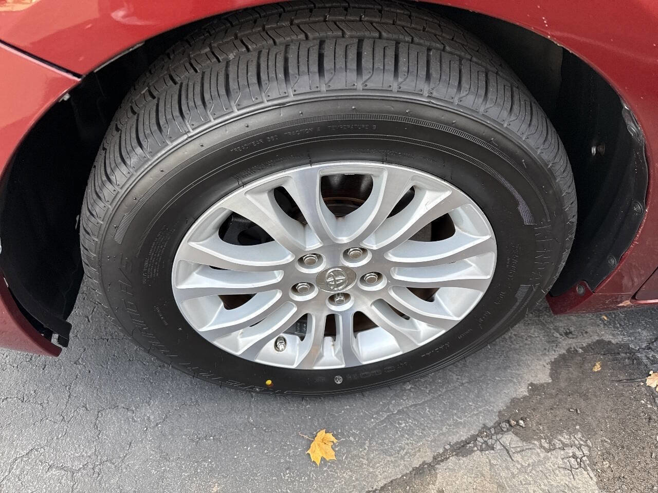 Used 2015 Toyota Sienna image 82