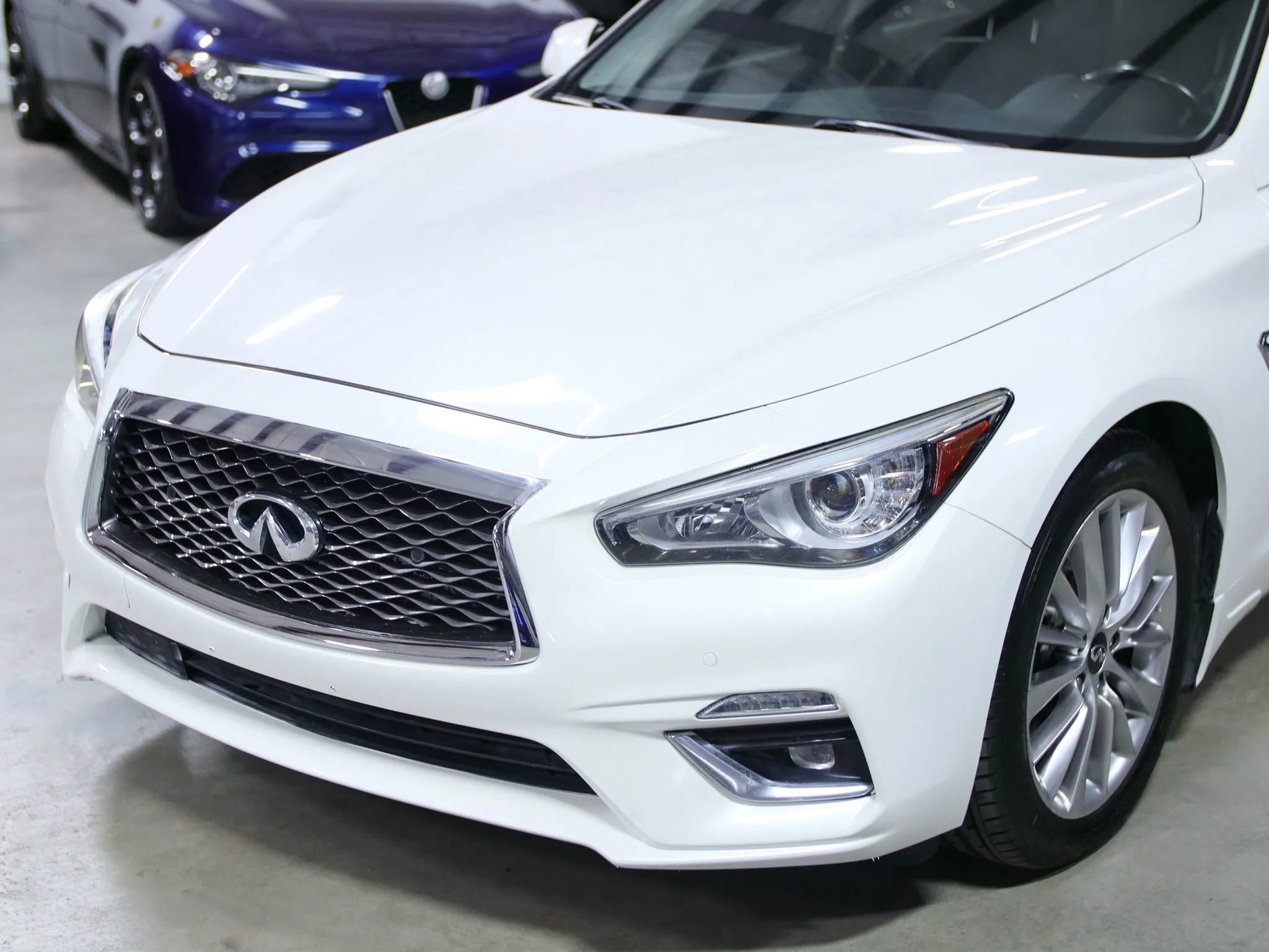 Used 2021 INFINITI Q50 Luxe w/ Cargo Package image 5