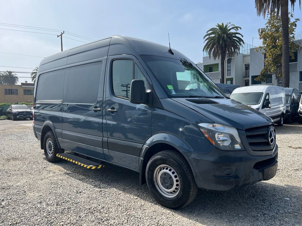 Used 2018 Mercedes-Benz Sprinter 2500 image 3