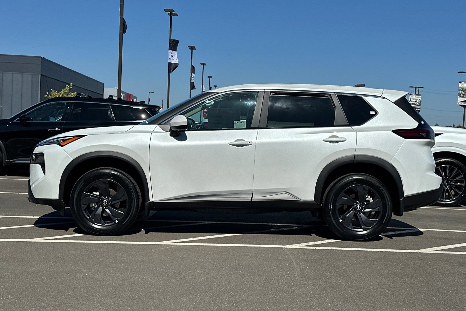 New 2026 Nissan Rogue SV FWD image 7