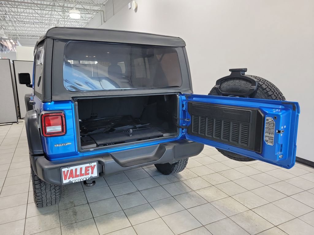 Used 2021 Jeep Wrangler Unlimited Sport image 18