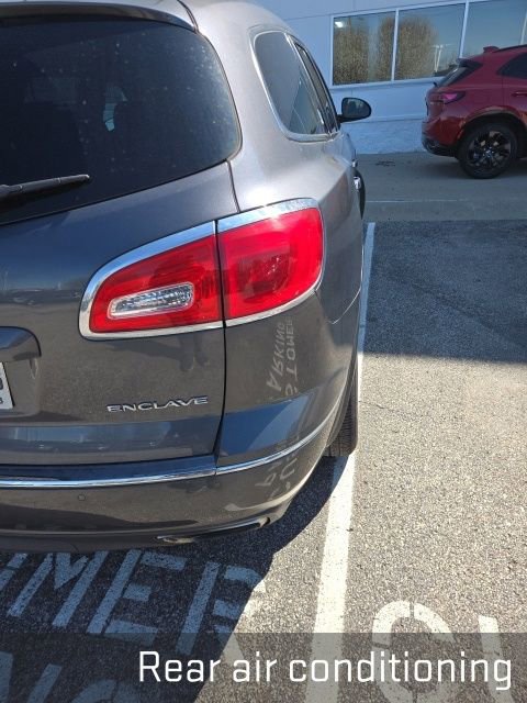 Used 2013 Buick Enclave Leather image 13