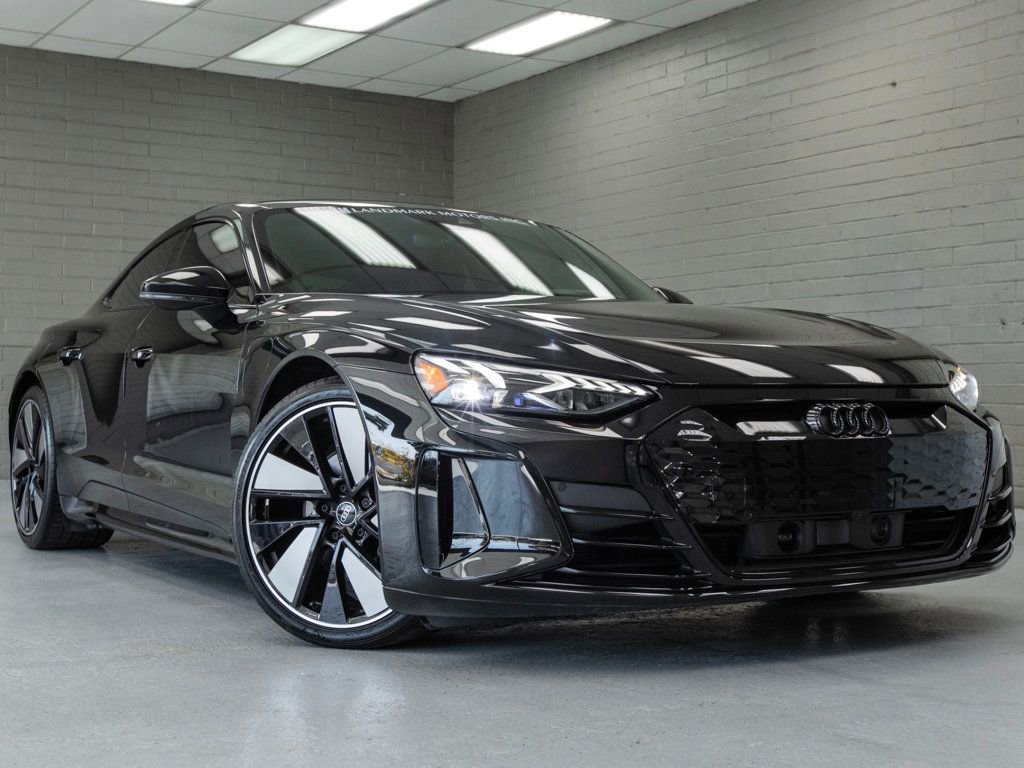 Used 2024 Audi e-tron GT Prestige AWD/4WD image 1