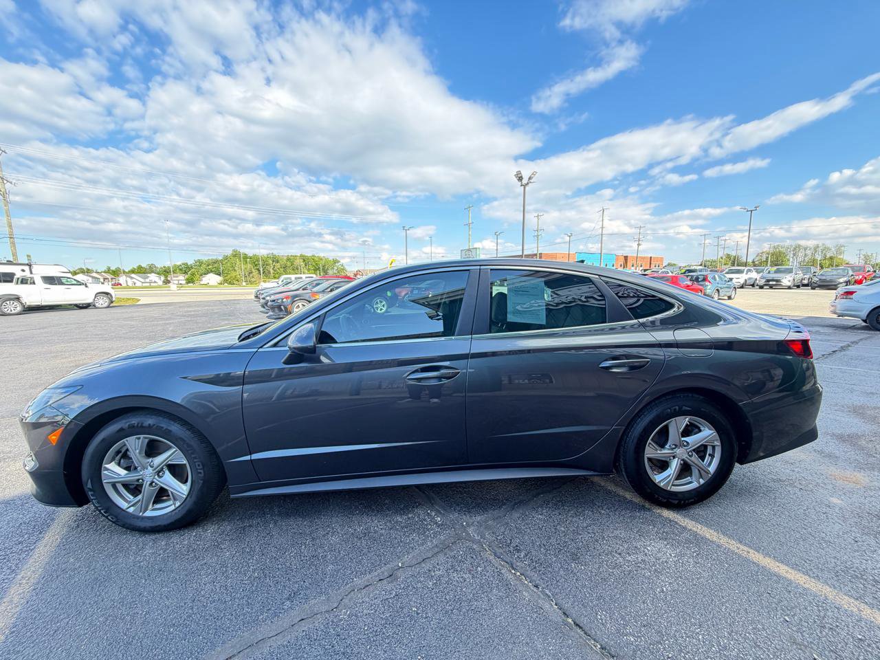 Used 2020 Hyundai Sonata SE w/ Cargo Package FWD image 6