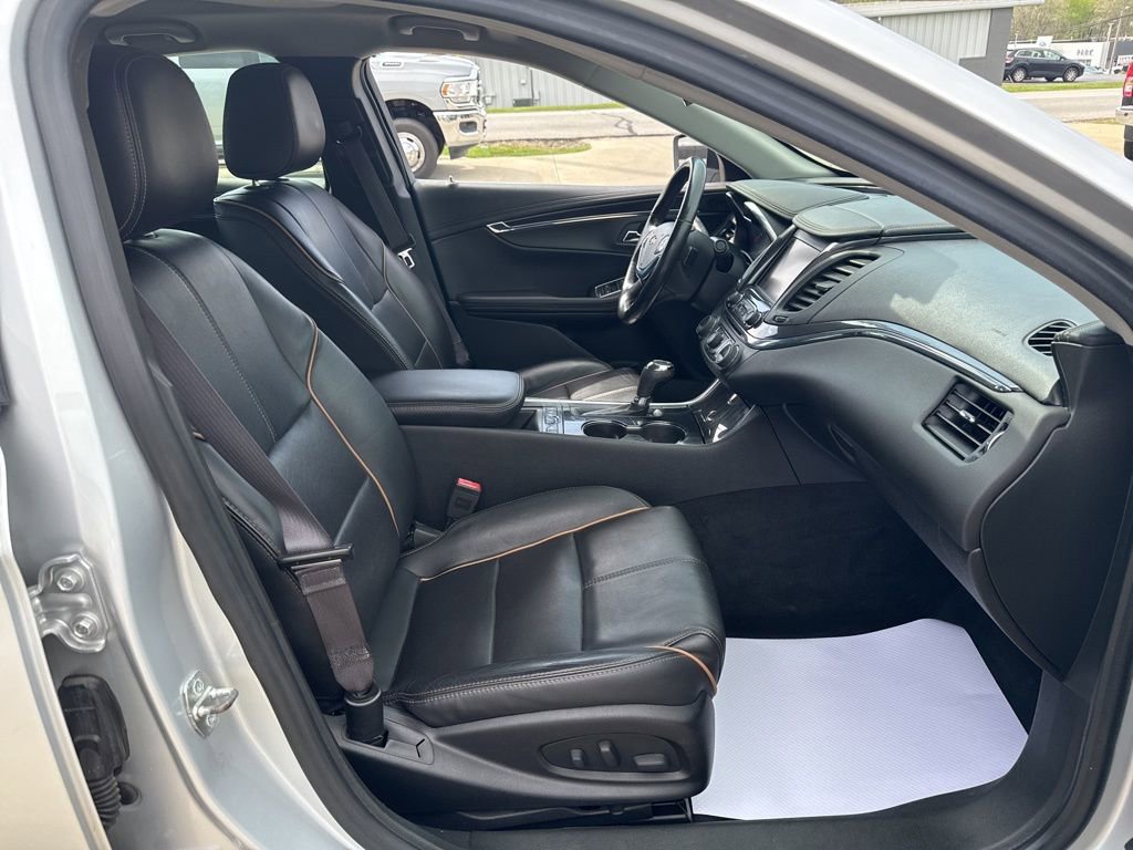 Used 2017 Chevrolet Impala Premier FWD image 38