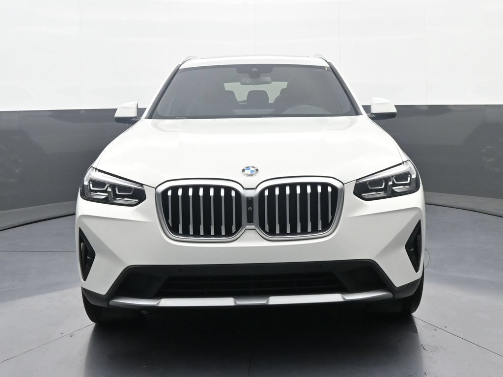 Used 2023 BMW X3 xDrive30i w/ Premium Package AWD/4WD image 2