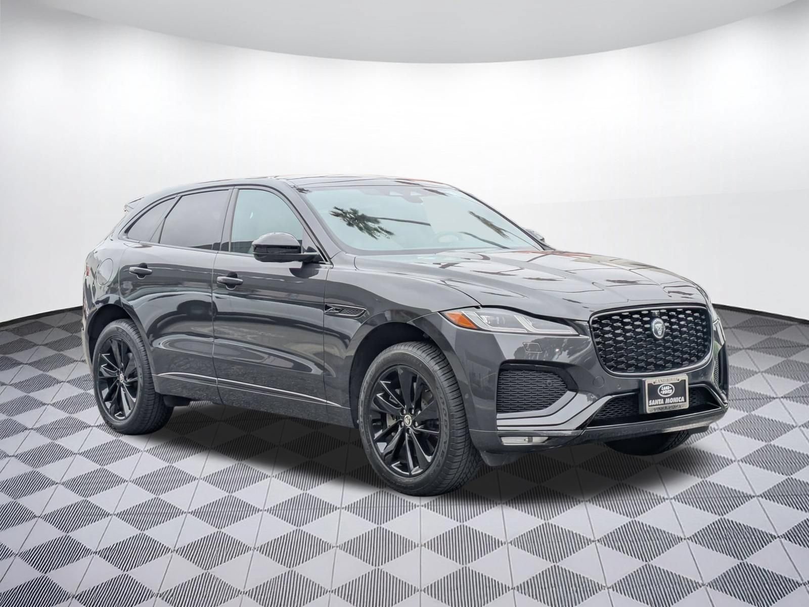Used 2026 Jaguar F-PACE R-Dynamic S AWD/4WD image 7