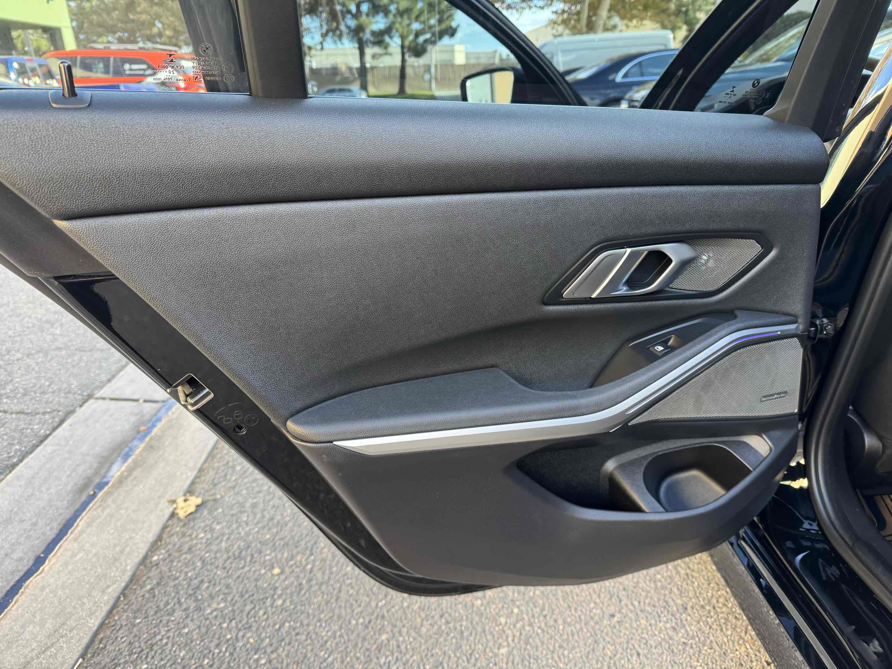 Used 2021 BMW 330e image 72