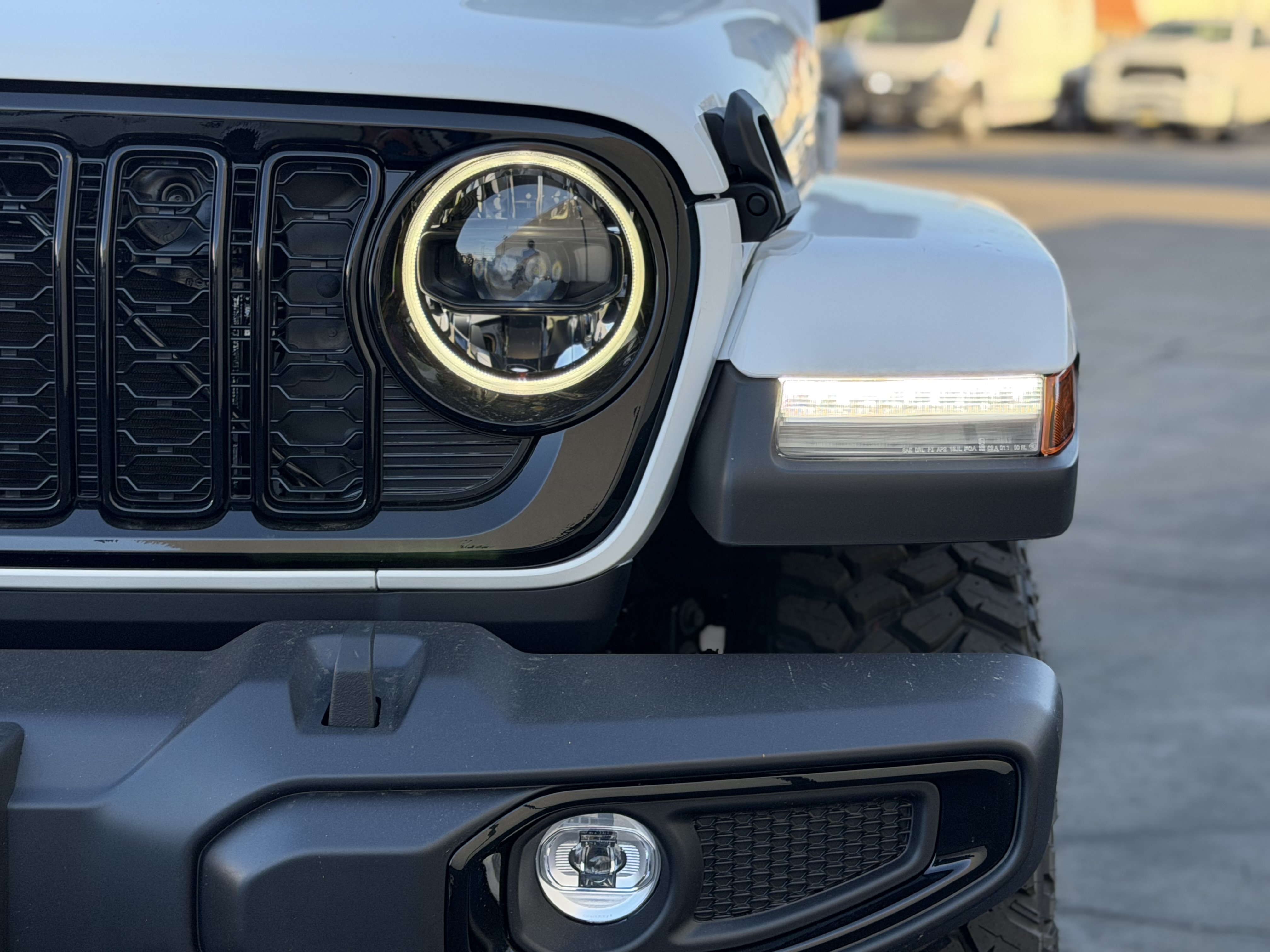 New 2026 Jeep Gladiator Sport AWD/4WD image 13