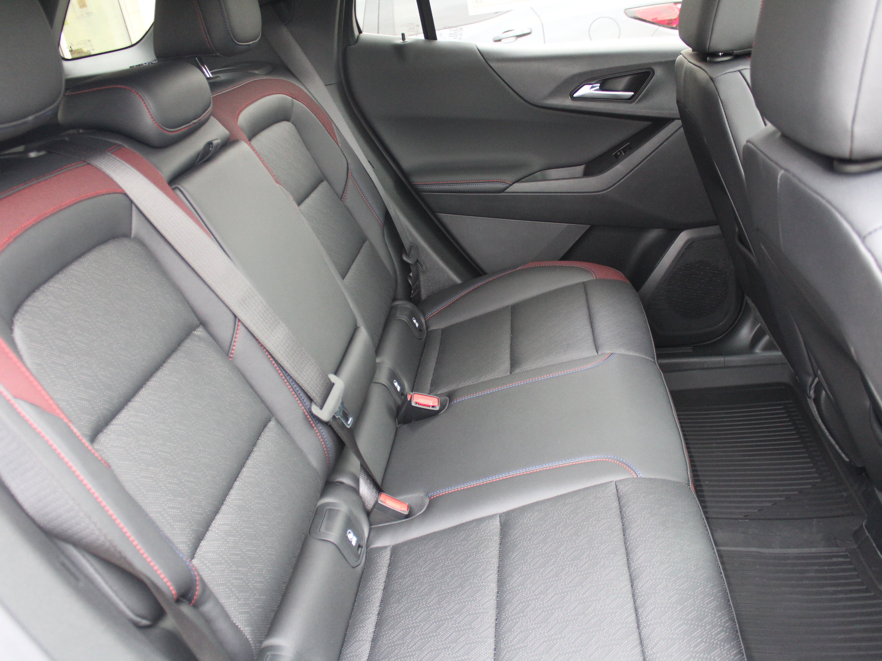 New 2026 Chevrolet Equinox RS w/ Convenience Package III image 17