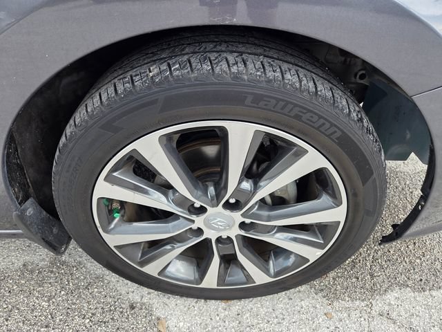 Used 2018 Hyundai Elantra GT FWD image 19