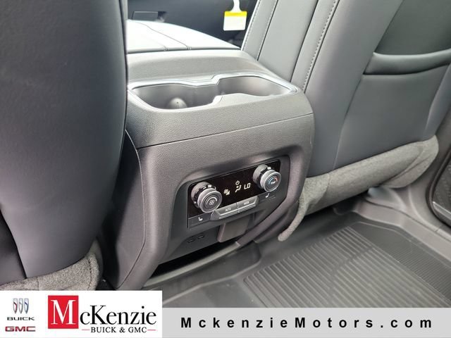 New 2026 Buick Enclave Avenir w/ Super Cruise Package FWD image 23