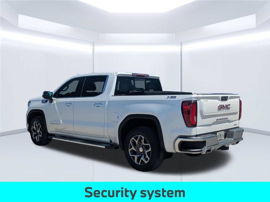 Used 2023 GMC Sierra 1500 SLT w/ SLT Premium Package AWD/4WD image 4