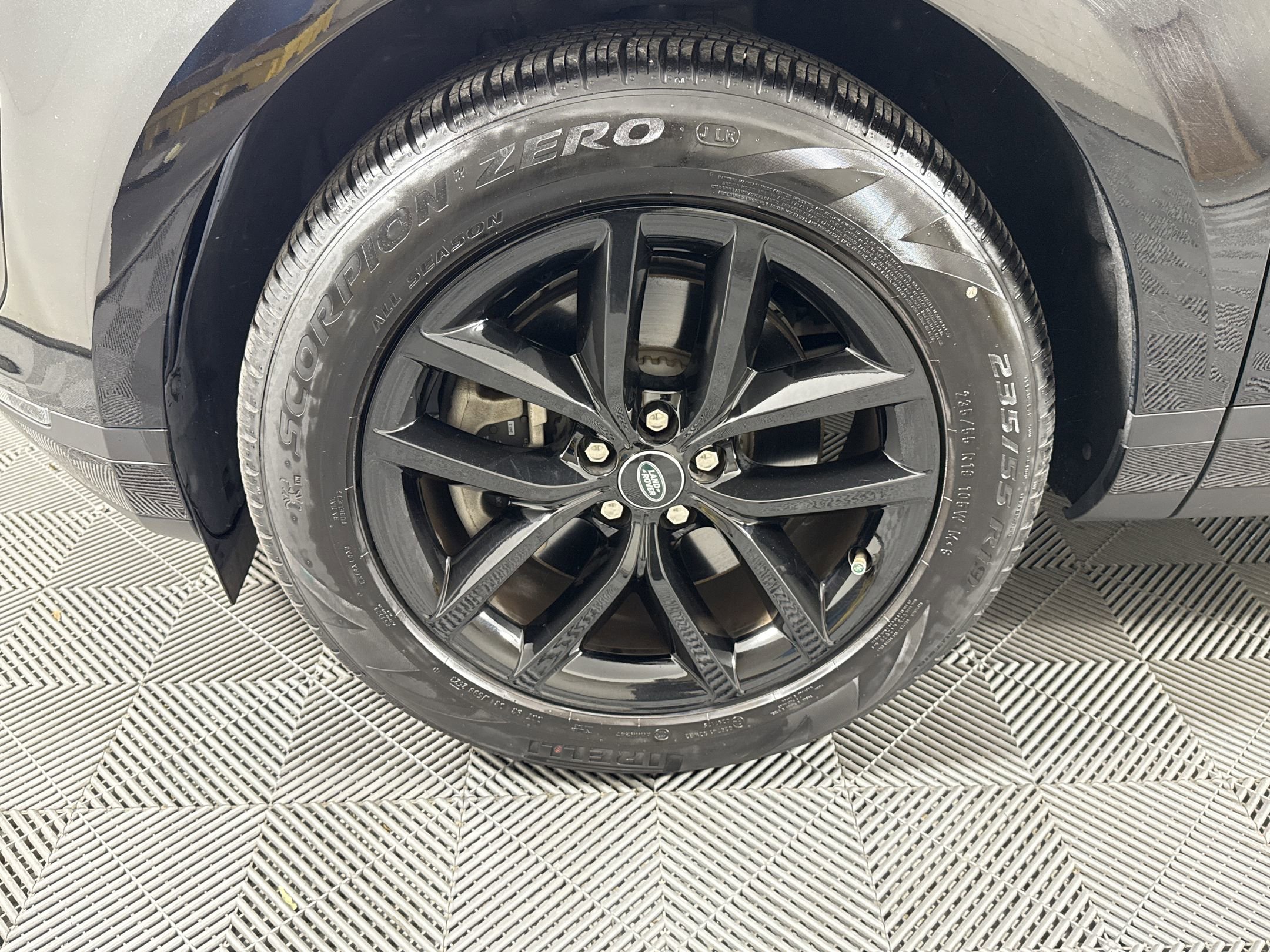 Certified 2024 Land Rover Range Rover Evoque S AWD/4WD image 11