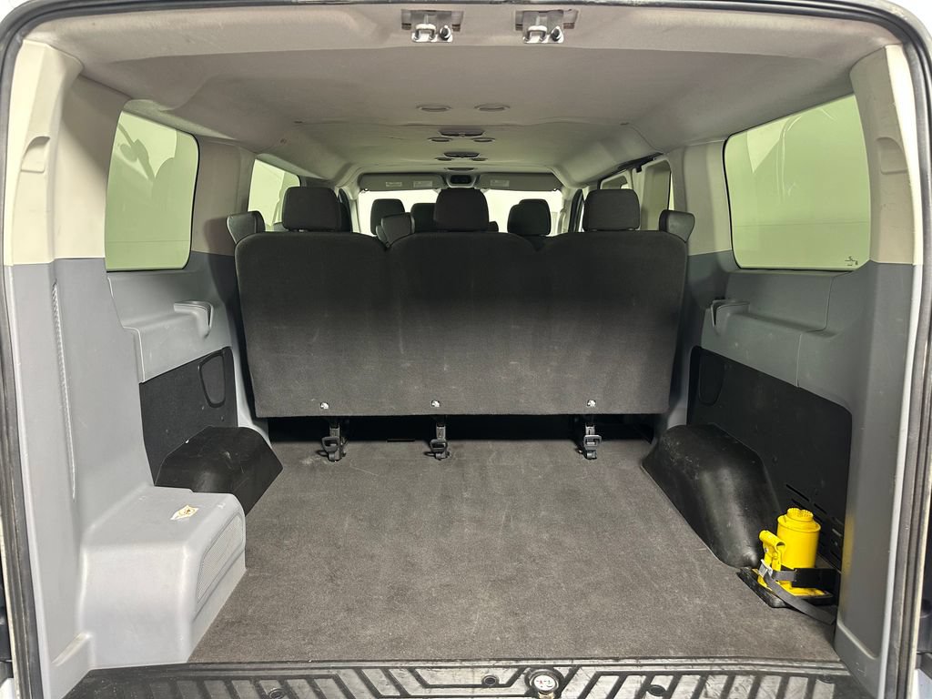 Used 2016 Ford Transit 150 XL RWD image 6