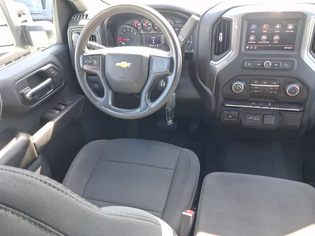 Used 2022 Chevrolet Silverado 2500 Custom w/ Custom Convenience Package AWD/4WD image 8