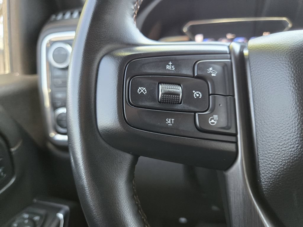 Used 2023 GMC Sierra 3500 AT4 w/ AT4 Premium Plus Package AWD/4WD image 16