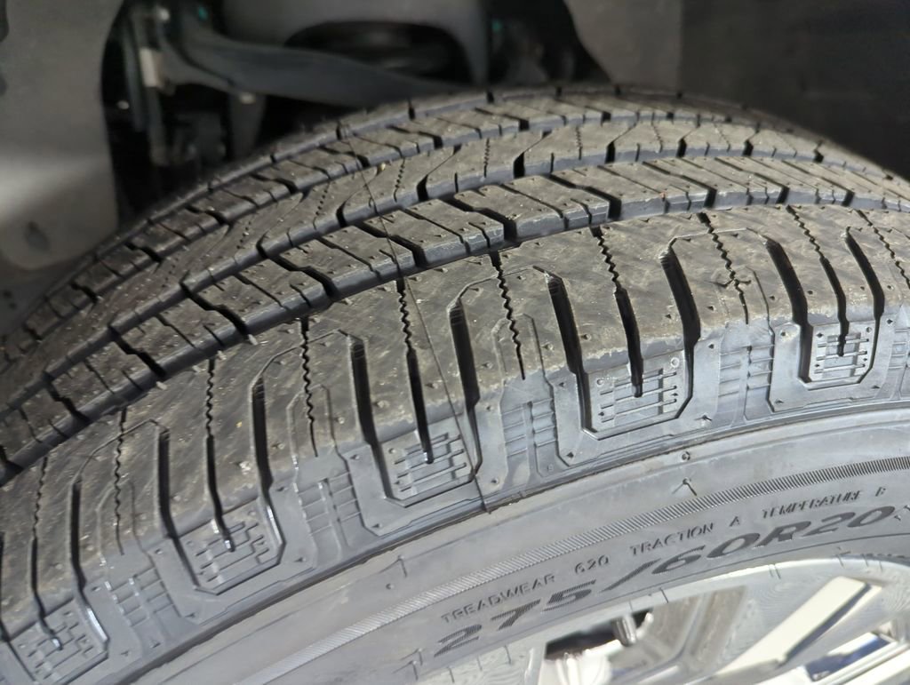 Used 2024 Ford F150 Lariat w/ FX4 Off-Road Package image 22