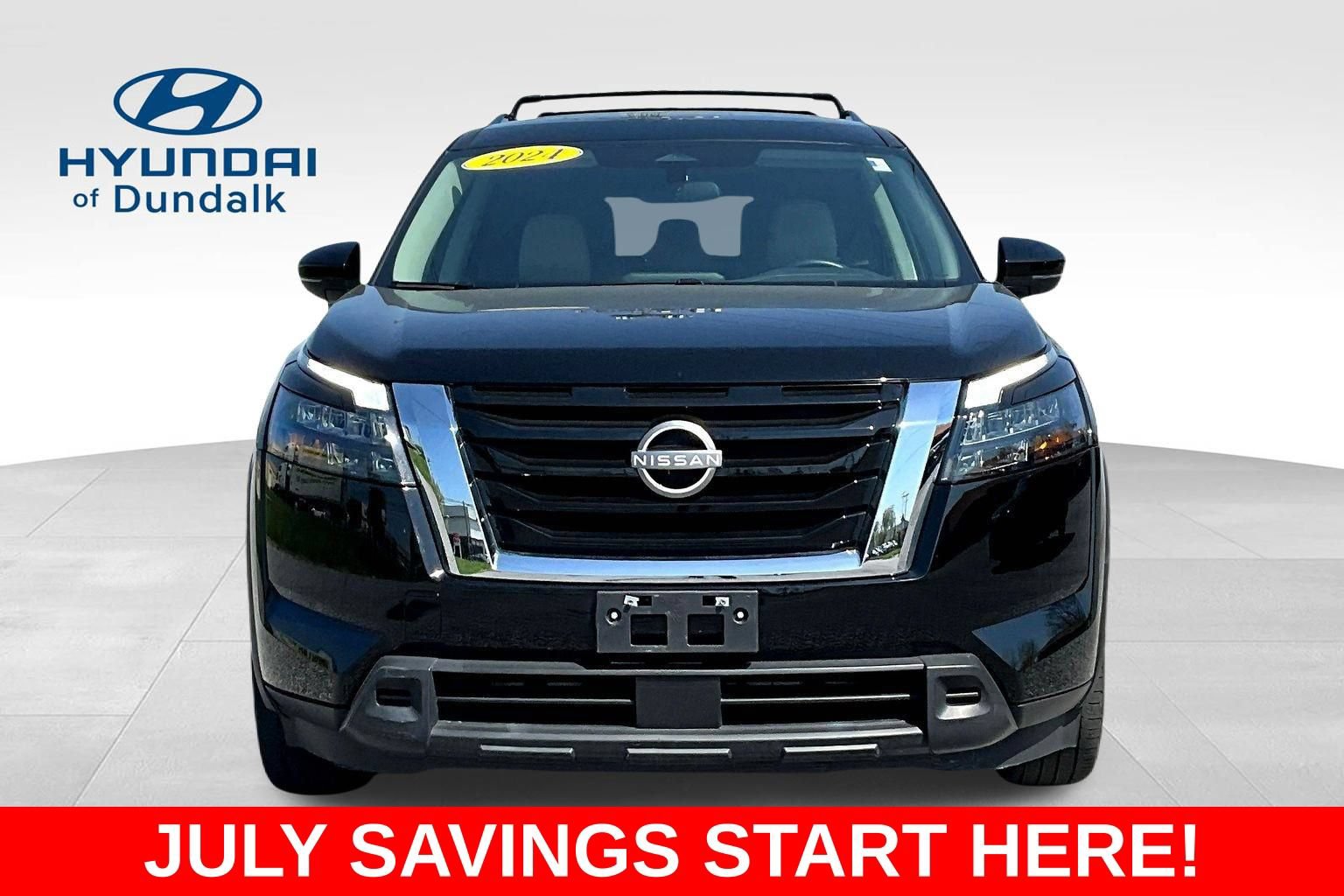 Used 2024 Nissan Pathfinder SV AWD/4WD image 2