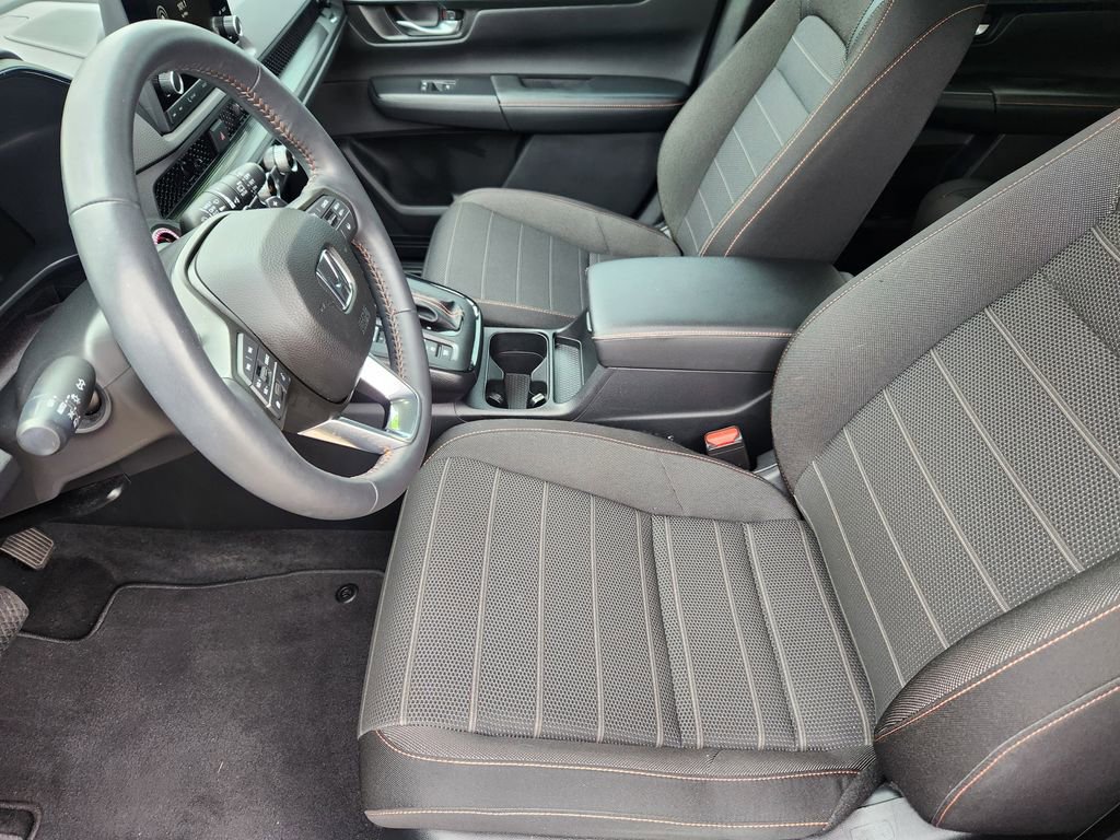 Used 2025 Honda CR-V Sport image 6