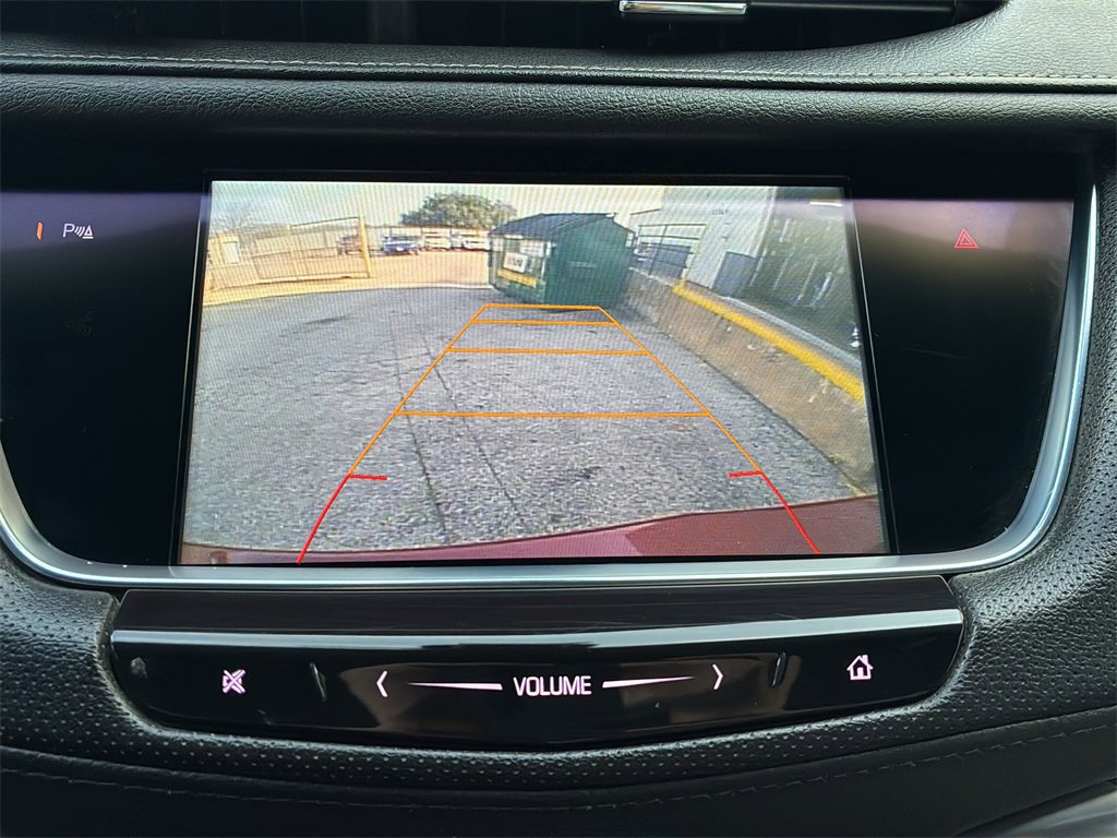 Used 2018 Cadillac XT5 FWD image 17