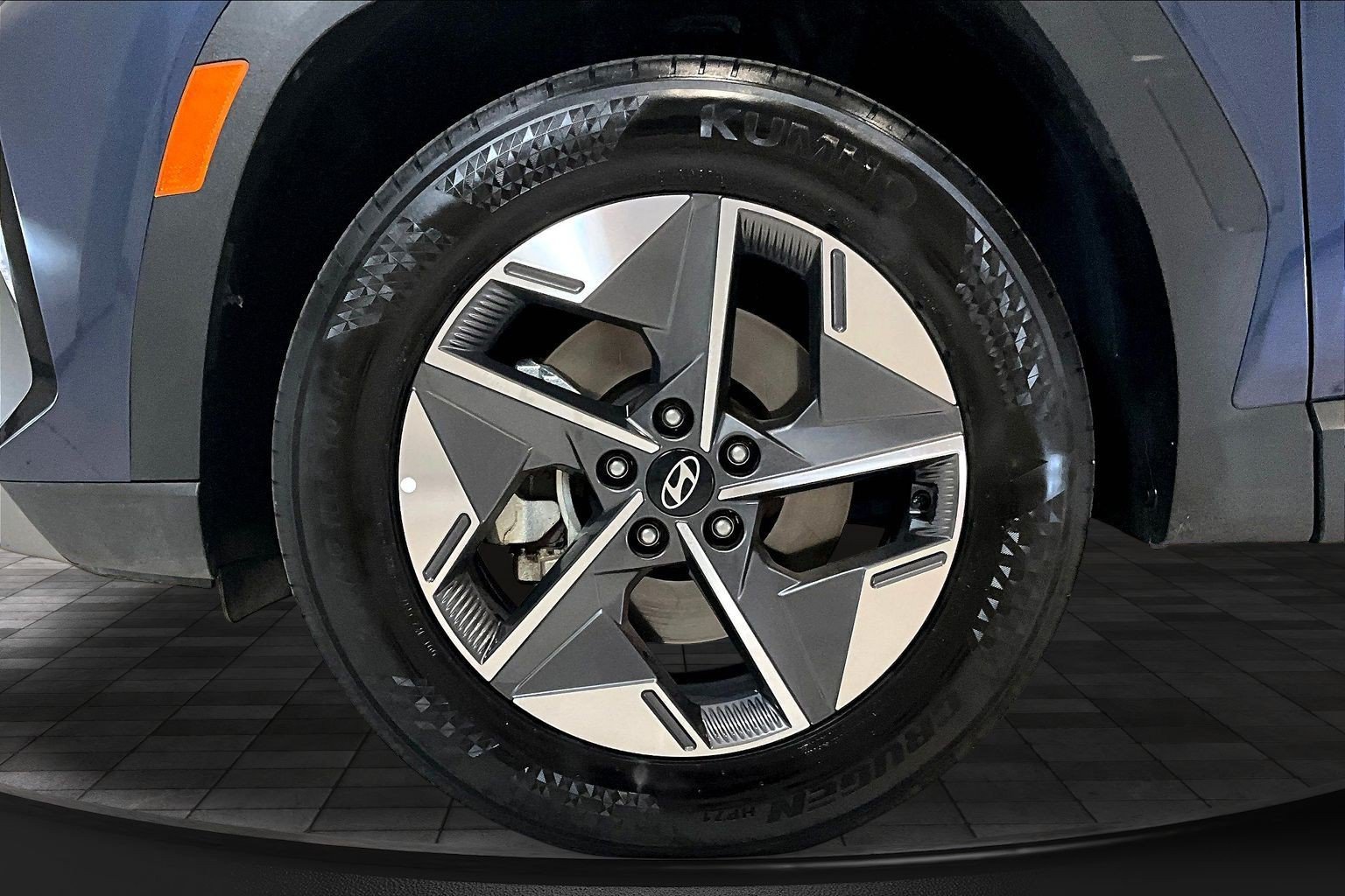 Used 2025 Hyundai Tucson SEL AWD/4WD image 33