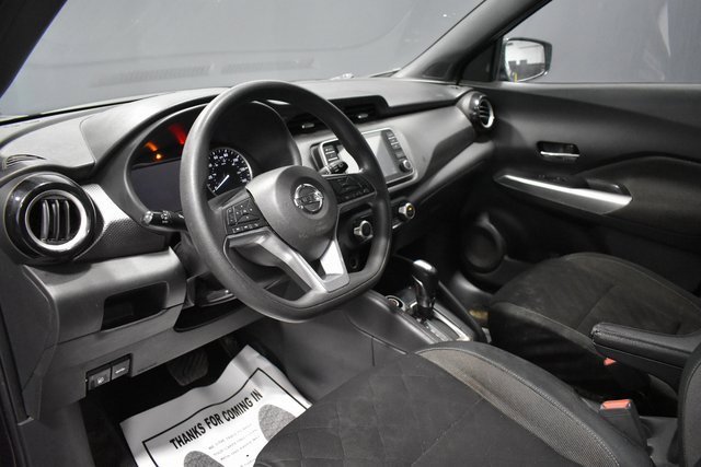 Used 2020 Nissan Kicks SV image 4