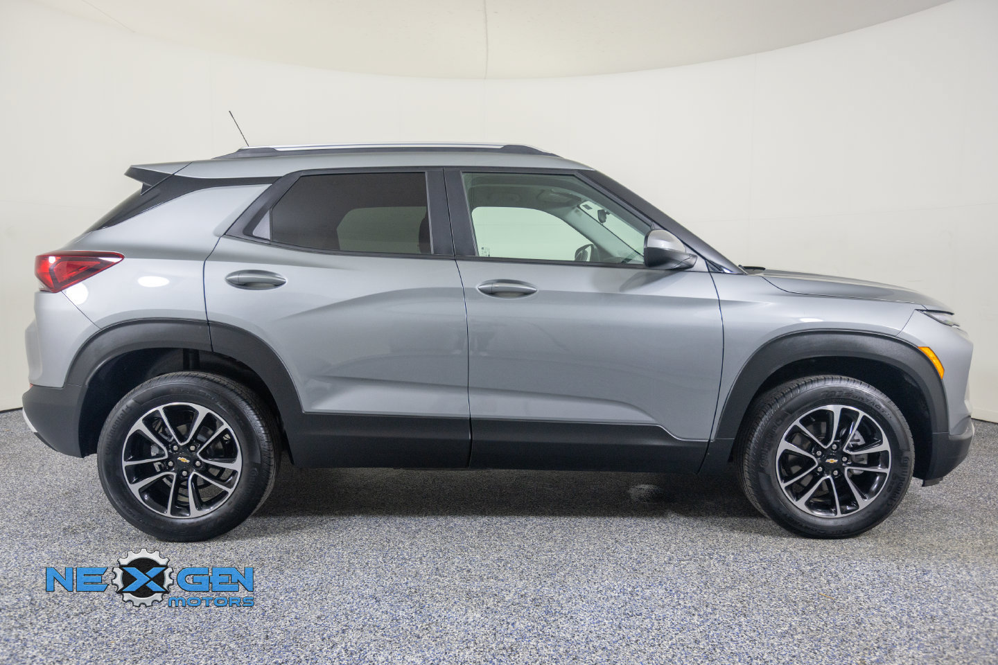 Used 2026 Chevrolet TrailBlazer LT AWD/4WD image 9