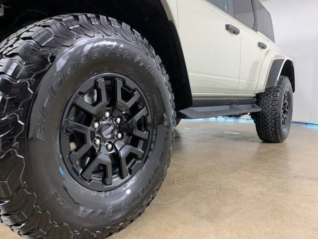 Used 2025 Ford Bronco Raptor w/ Interior Carbon Fiber Pack AWD/4WD image 2