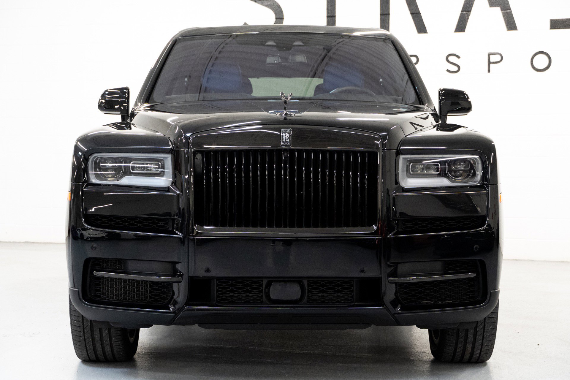 Used 2023 Rolls-Royce Cullinan Black Badge w/ Driver's Package image 4