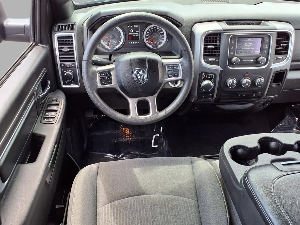 Used 2024 RAM 1500 Warlock AWD/4WD image 4