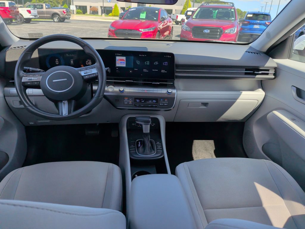 Used 2024 Hyundai Kona SEL AWD/4WD image 15