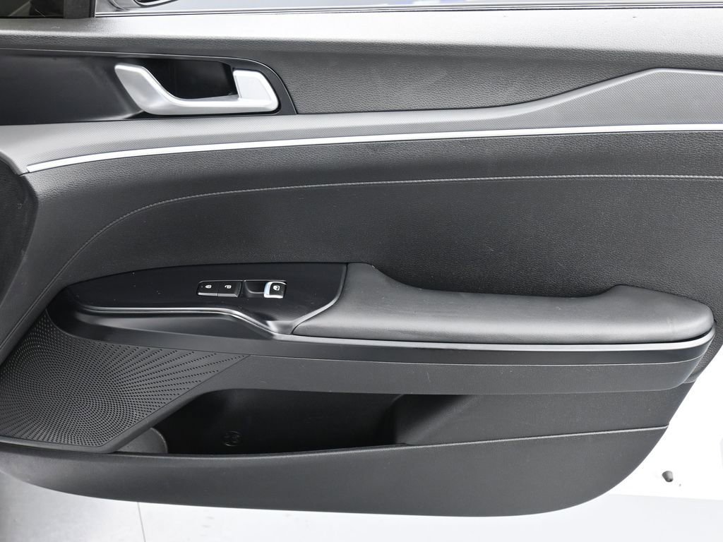 Used 2023 Kia K5 GT-Line image 17