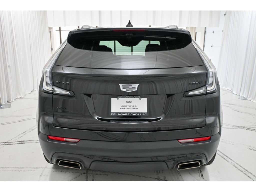 Used 2023 Cadillac XT4 Sport w/ LPO, ONYX Package image 6