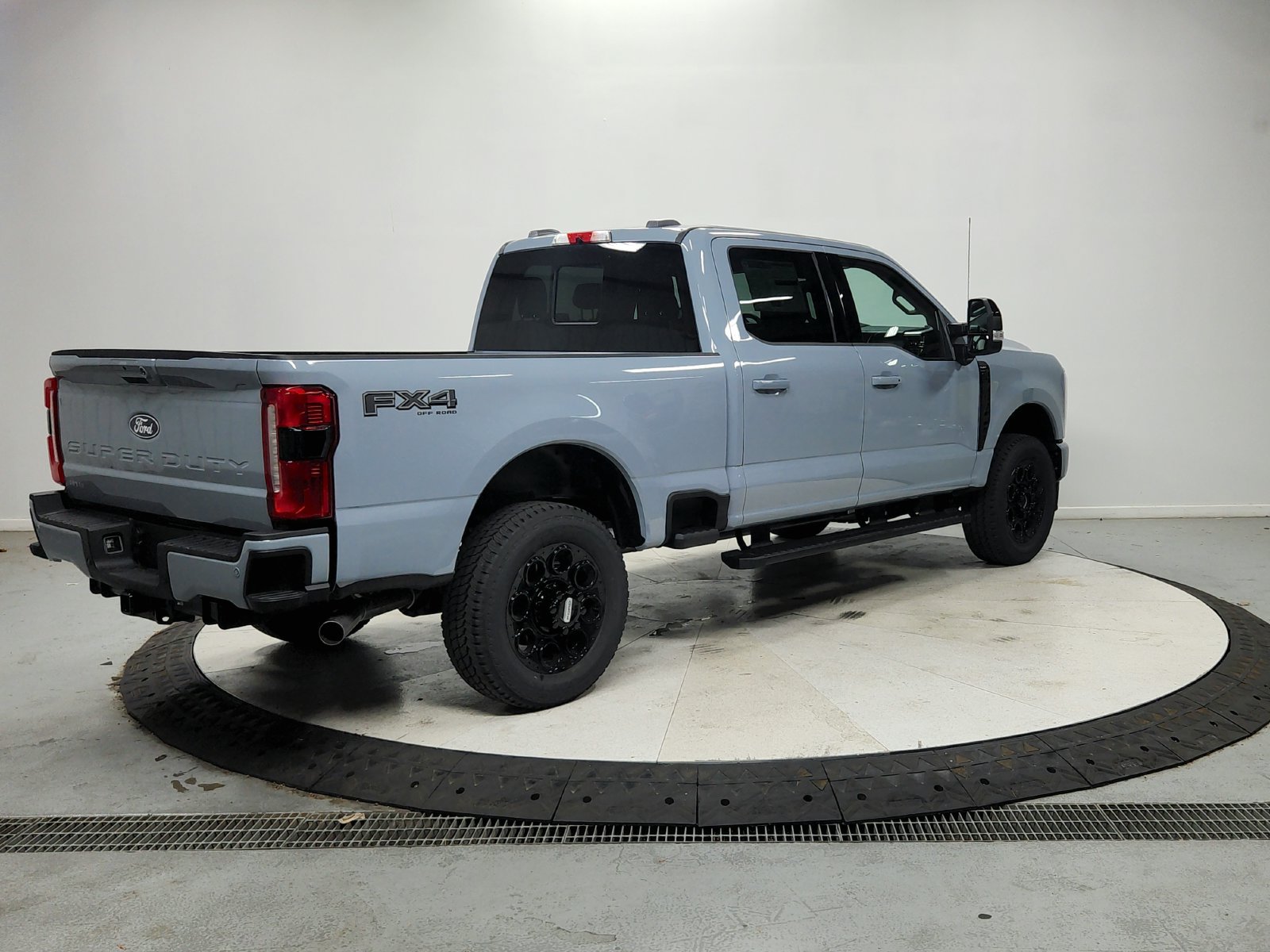 New 2027 Ford F250 Lariat w/ Black Appearance Package AWD/4WD image 8