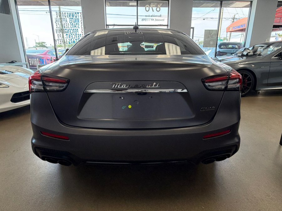 Used 2022 Maserati Ghibli Modena RWD image 14