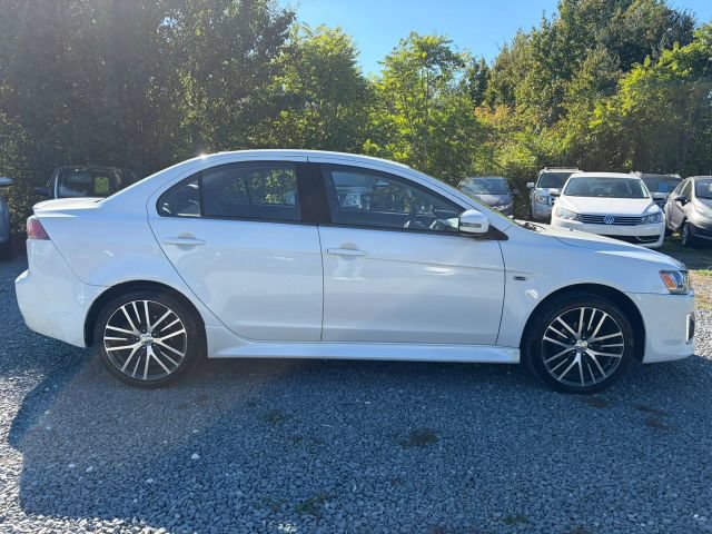 Used 2017 Mitsubishi Lancer SE AWD/4WD image 6