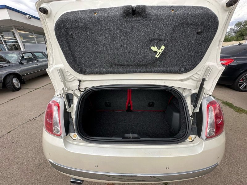 Used 2012 FIAT 500 Lounge w/ Luxury Leather Pkg FWD image 14
