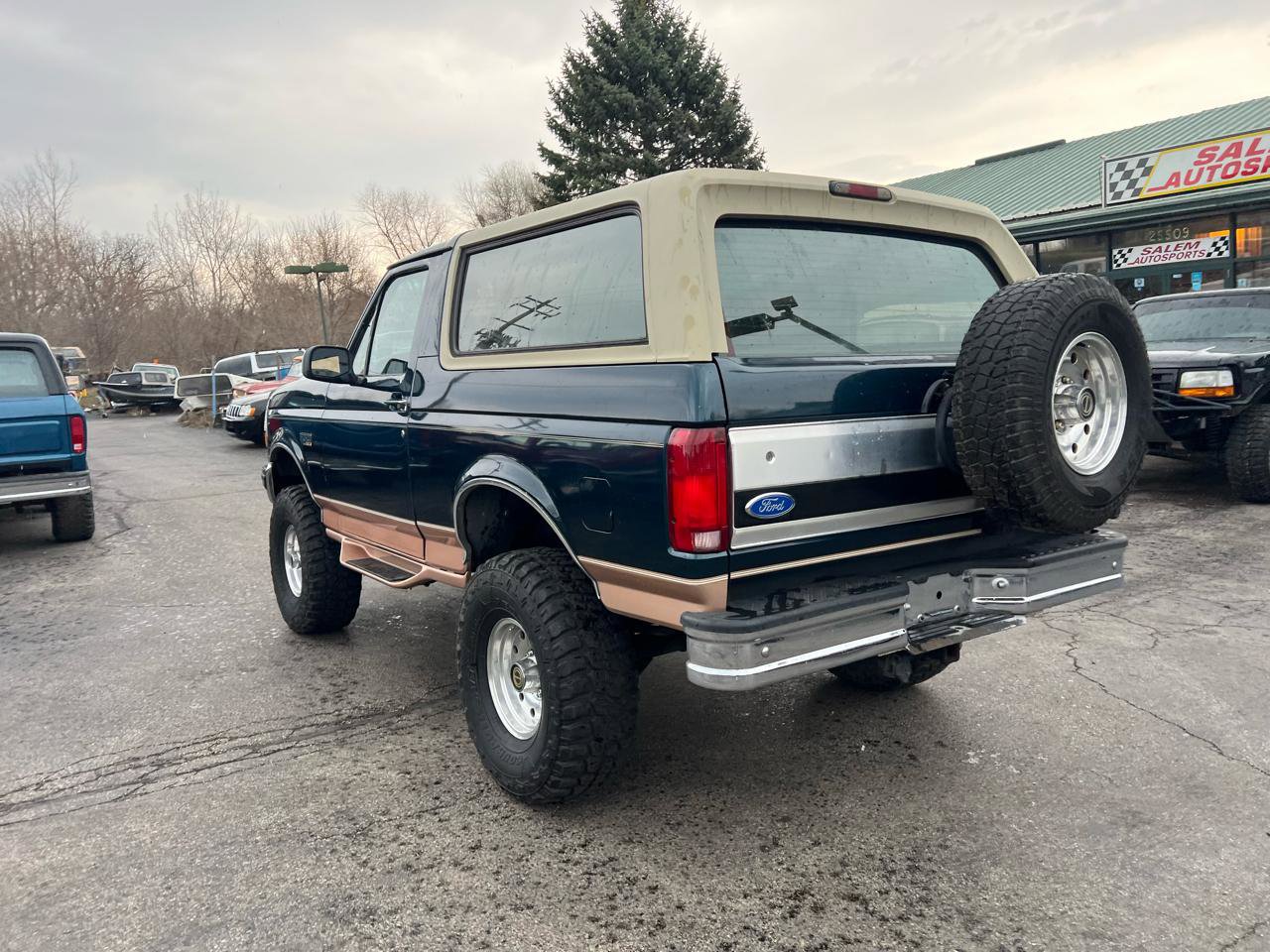 Used 1995 Ford Bronco Eddie Bauer image 6