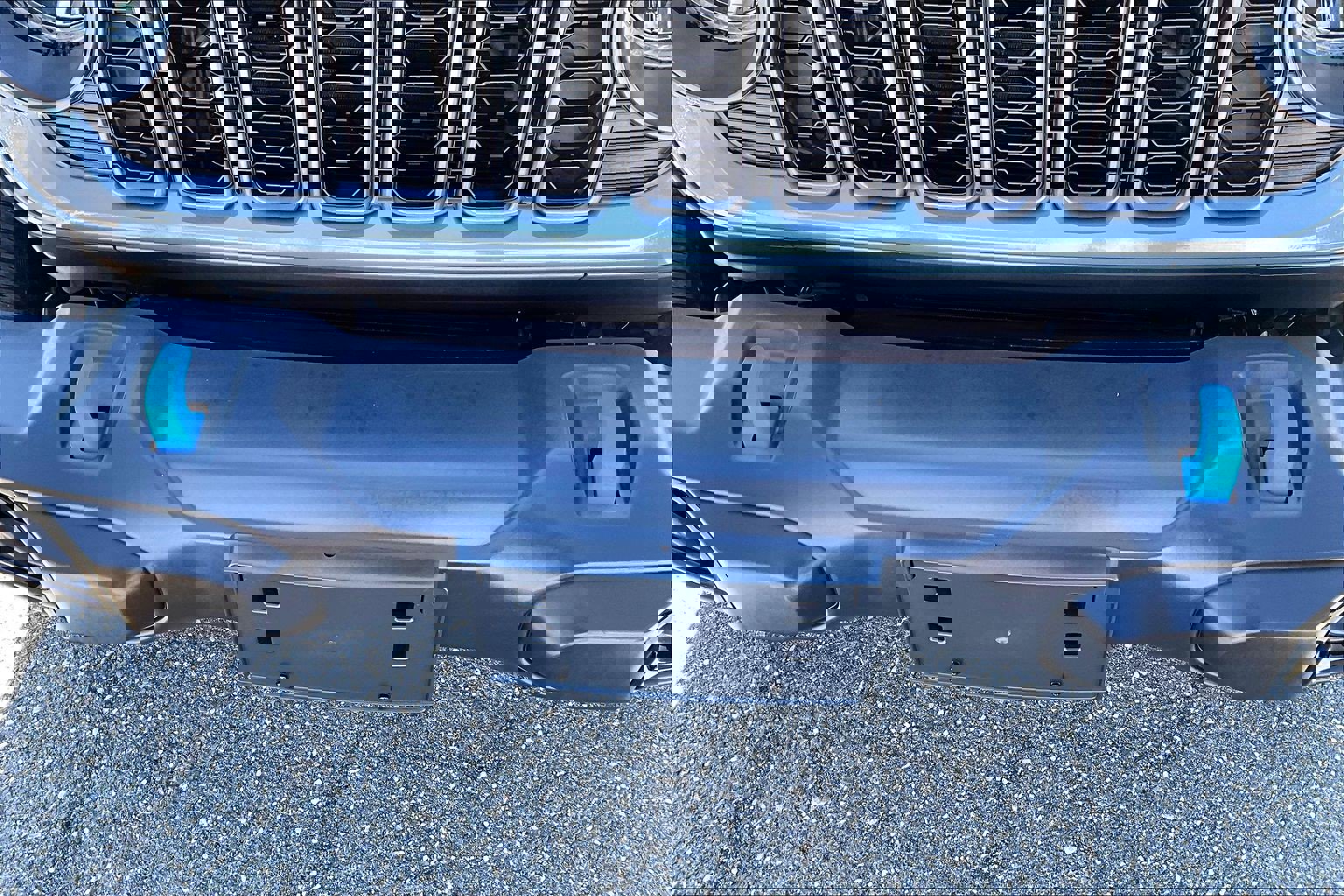 Used 2024 Jeep Wrangler Unlimited AWD/4WD image 34