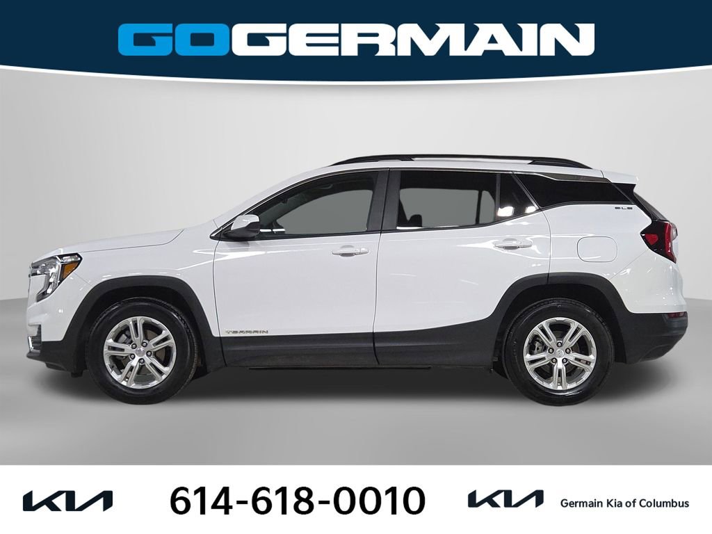 Used 2023 GMC Terrain SLE w/ Driver Convenience Package FWD image 12