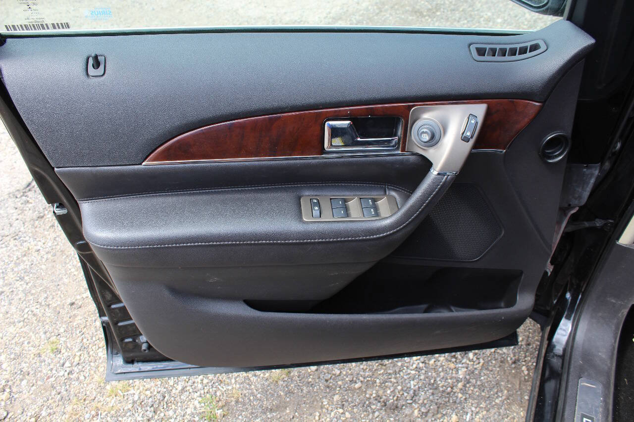 Used 2014 Lincoln MKX AWD w/ Equipment Group 102A image 18