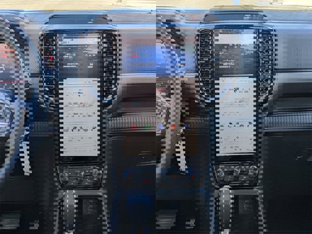 New 2025 Ford Ranger XLT w/ Equipment Group 301A High image 13